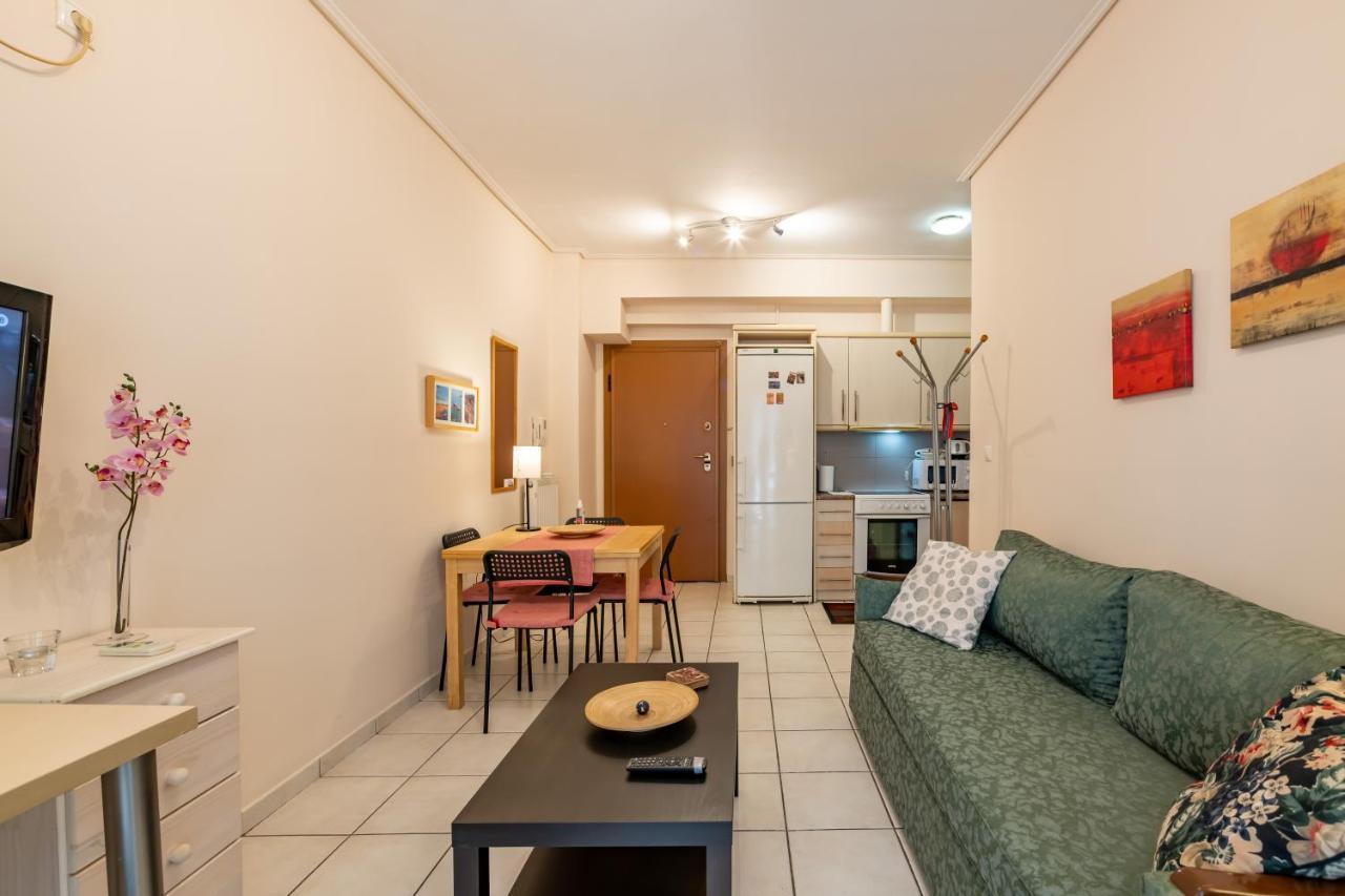 Apartamento Flat In Excellent Location With Private Parking Atenas Exterior foto