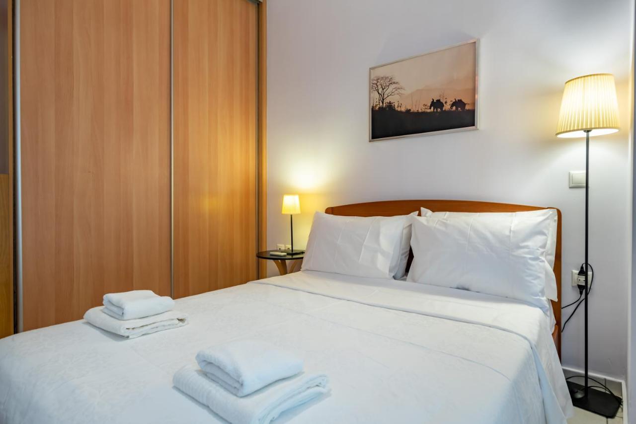 Apartamento Flat In Excellent Location With Private Parking Atenas Exterior foto