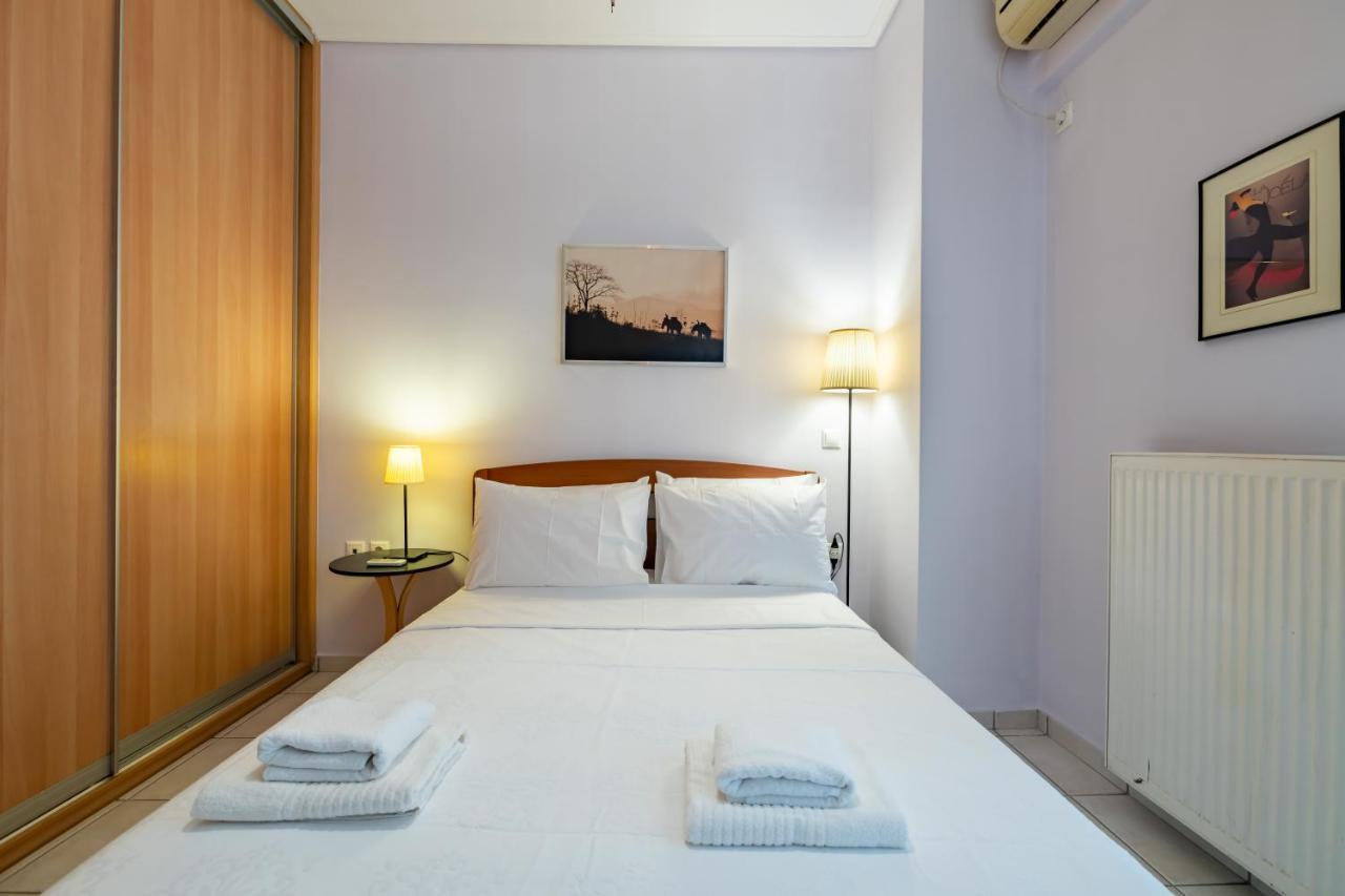 Apartamento Flat In Excellent Location With Private Parking Atenas Exterior foto